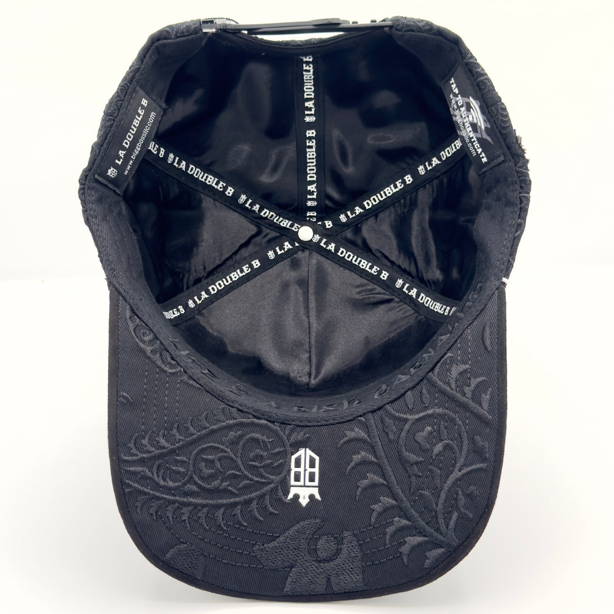 Black/White LA “Familia” Cap