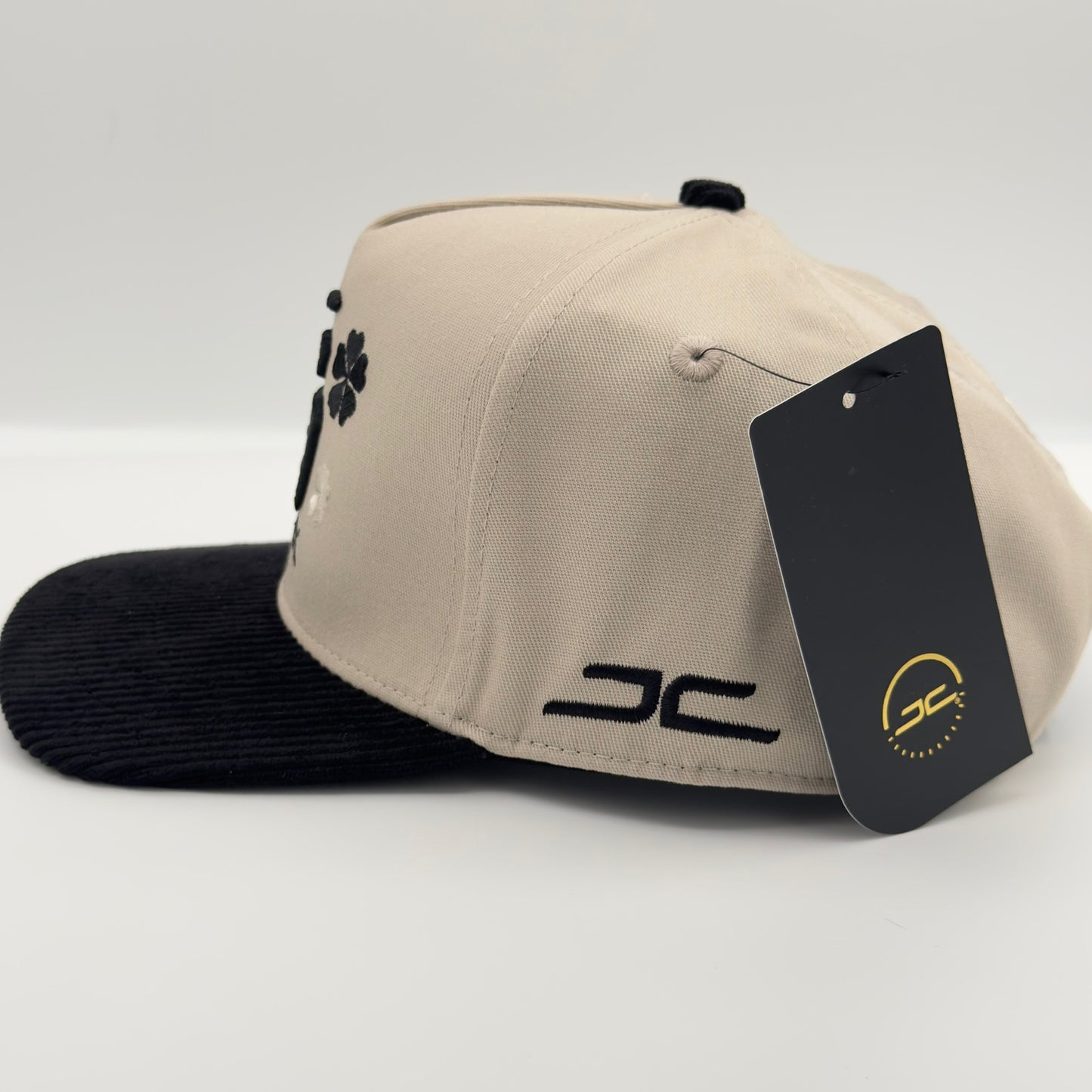 Black/Beige Good Luck Flat Cap