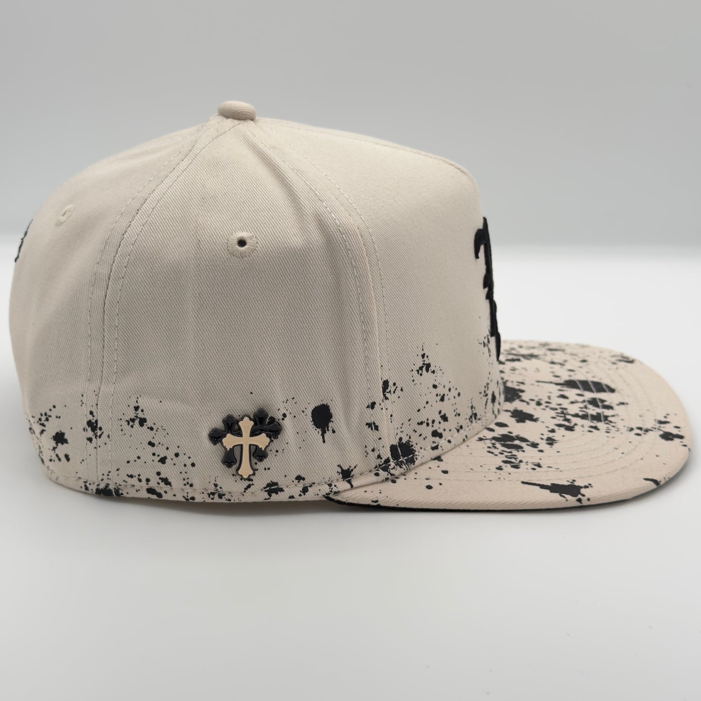 White/Black LA Flat Cap