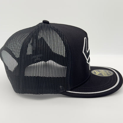 Black/White Steer Mesh Flat Cap