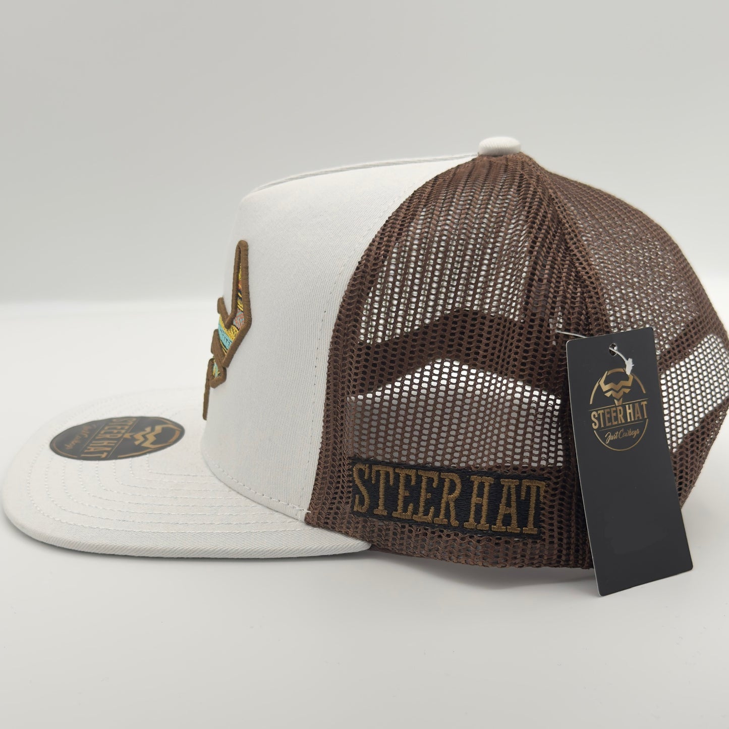 White/Dark Brown Steer Mesh Flat Cap