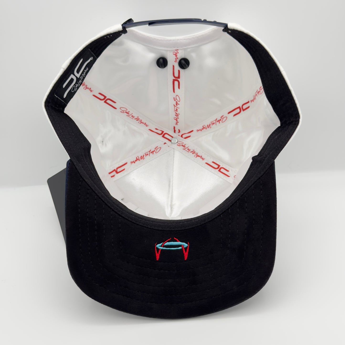 White/Red LA Balance Cap