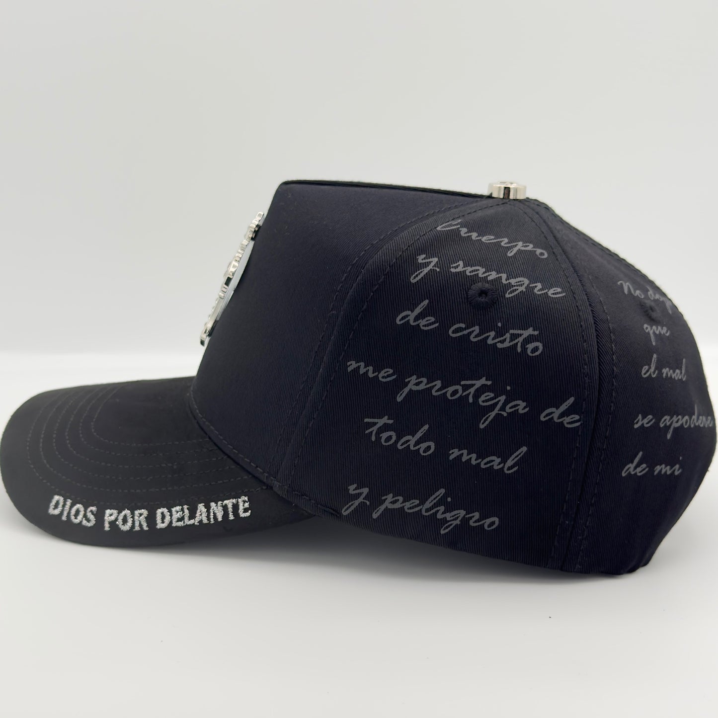 Diamond Silver Cross Semi-Curved Cap