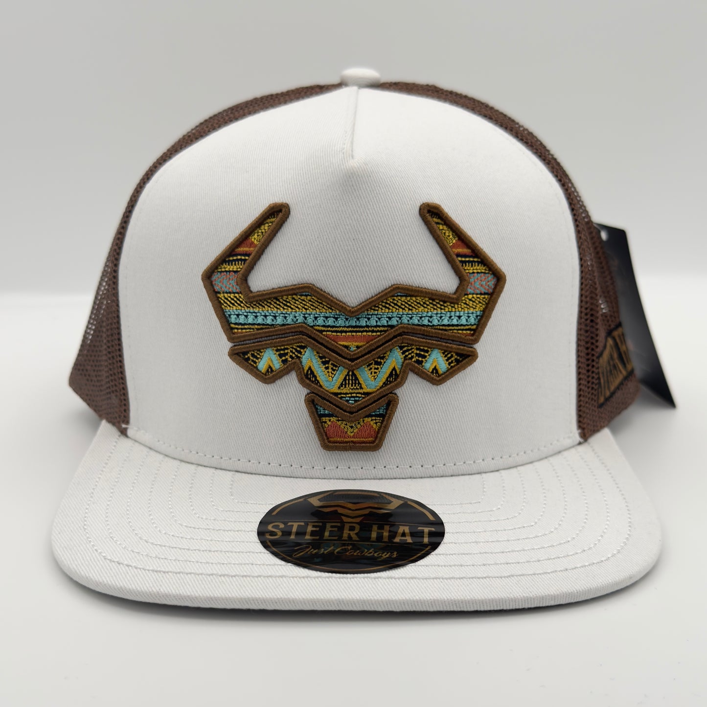 White/Dark Brown Steer Mesh Flat Cap