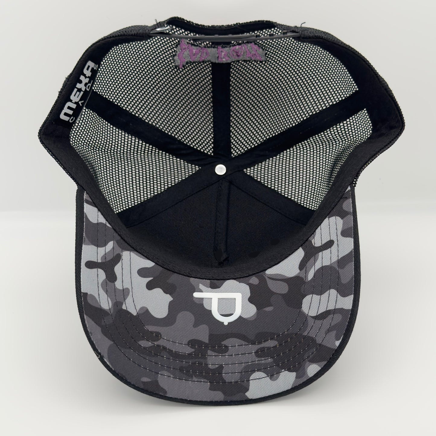 Classic Junior H SAD BOYZ Mesh Semi-Curved Trucker Cap